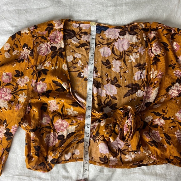 AE Boho Orange Floral Tie Front Crop Top Size L - Picture 4 of 13